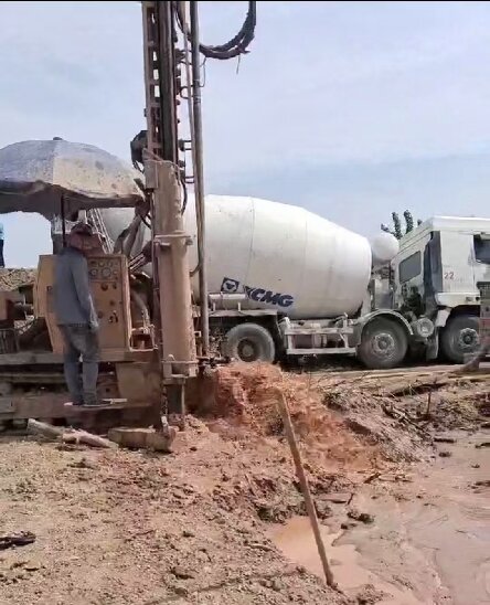 怀宁岩石井施工